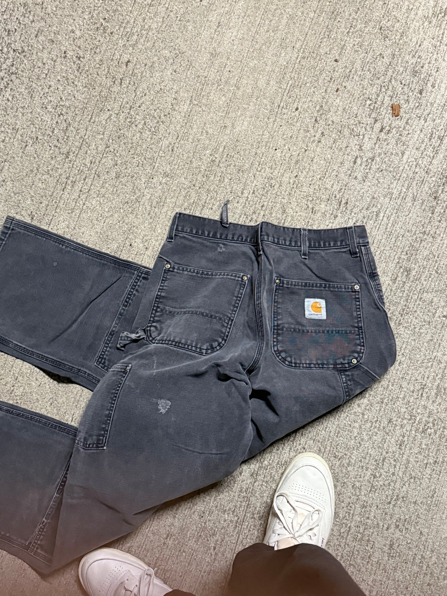 Vintage Black Double-Knee Carhartt Pants | 34x32