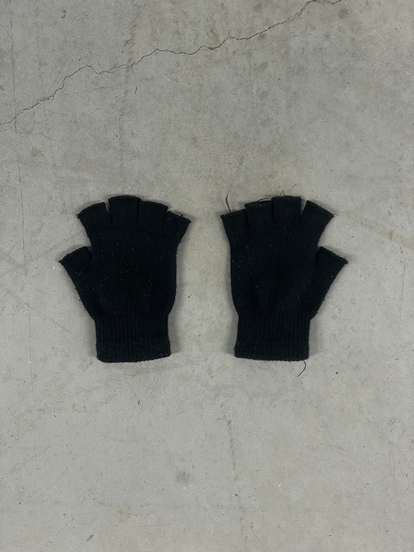 GUNNER GLOVES