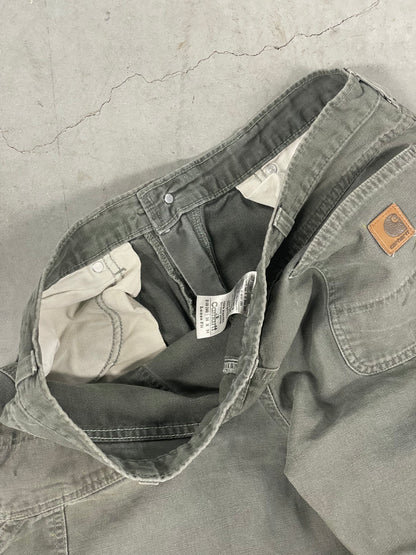 Thrashed Carhartt Double Knee Pants | 36x34