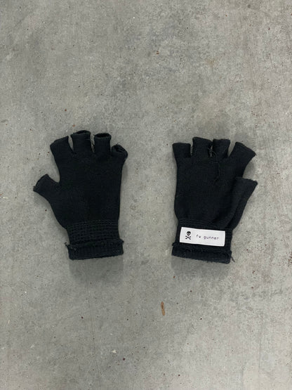 GUNNER GLOVES